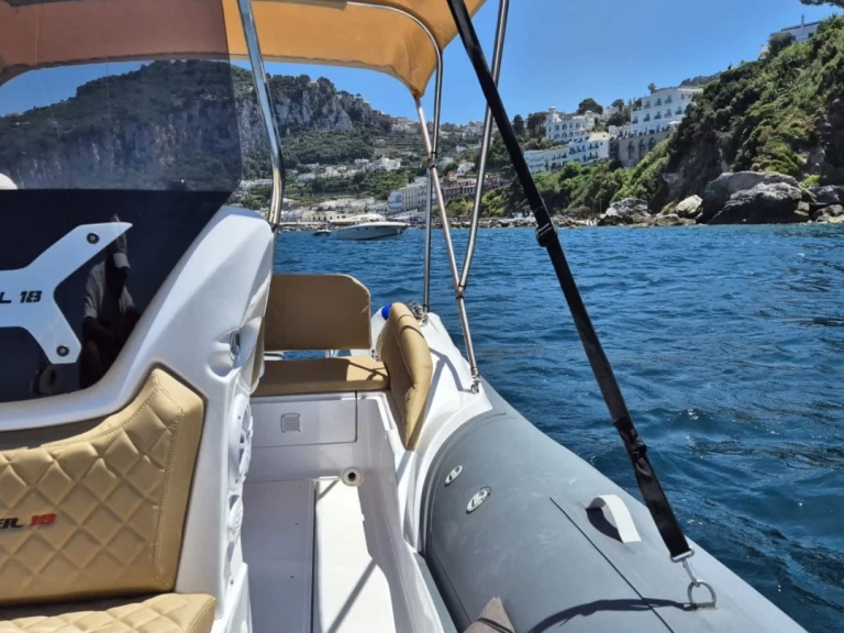 Alquiler de Salpa Salpa Soleil 18 en Sorrento