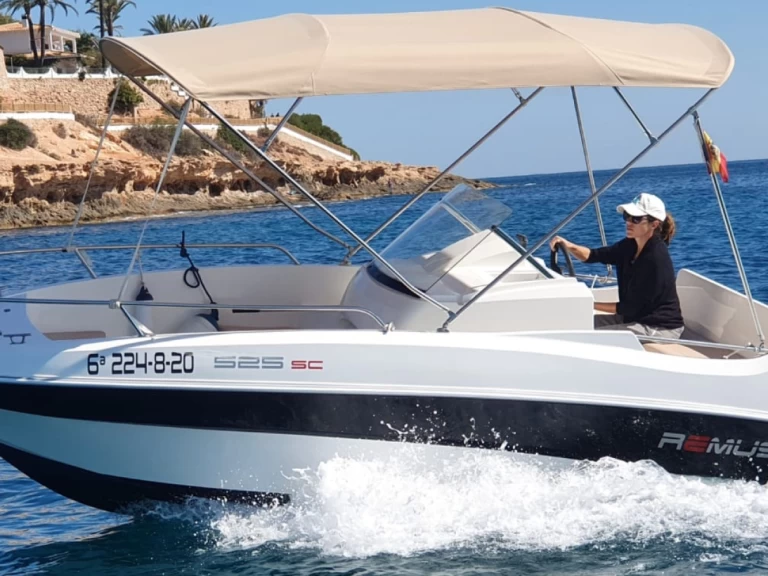 Alquiler de embarcaciones Remus Remus 550 open enTorrevieja en Samboat