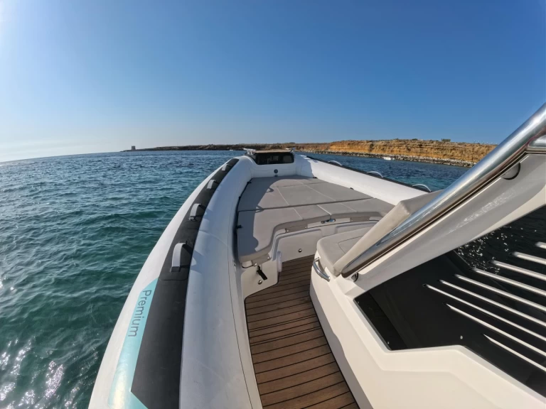 Alquiler de embarcaciones Bwa BWA 30 PREMIUM enCastellammare del Golfo en Samboat