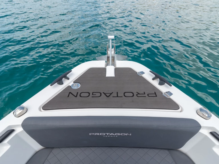 Alquiler Lancha Protagon con o sin  título de navegación