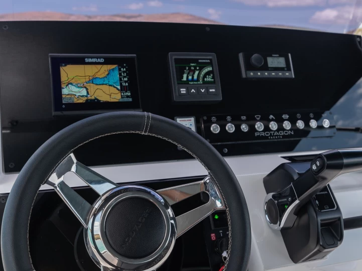 Alquiler Lancha en Trogir - Protagon 25 Space