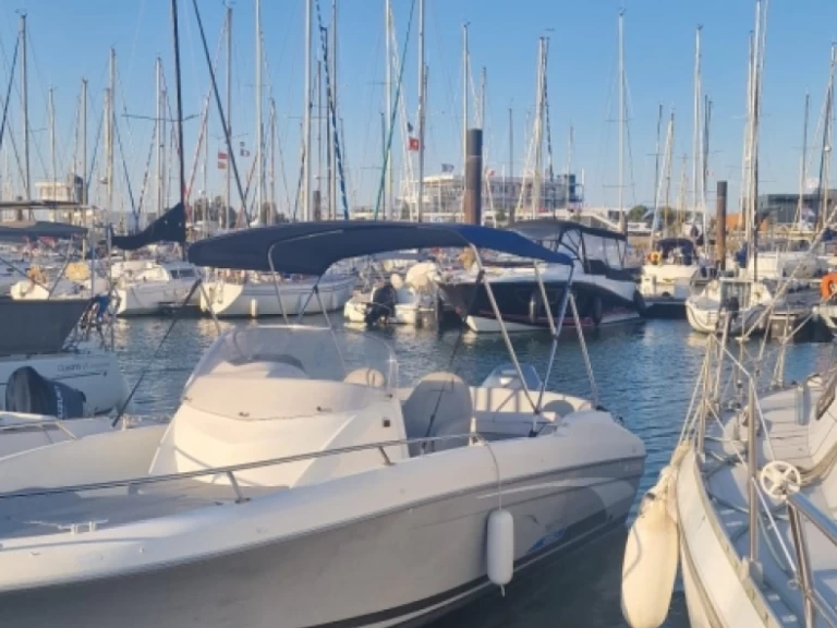 Alquiler de embarcaciones Bénéteau Flyer 650 Open enLa Rochelle en Samboat