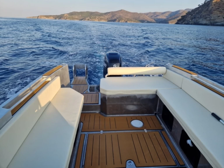 Alquiler de barcos Roses barato de BA 75