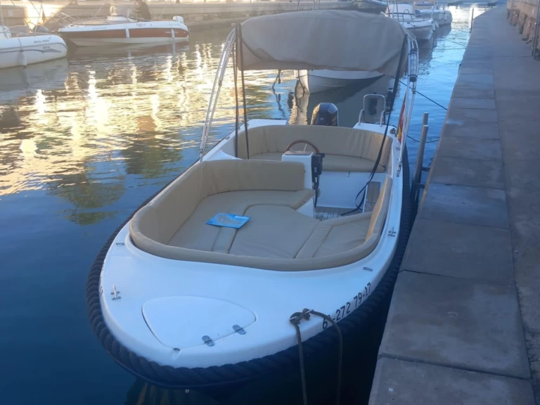 Alquiler de Marion 500 classic en Palma de Mallorca