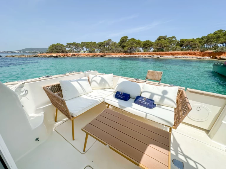 Alquiler Lancha Ibiza Fishing con o sin  título de navegación