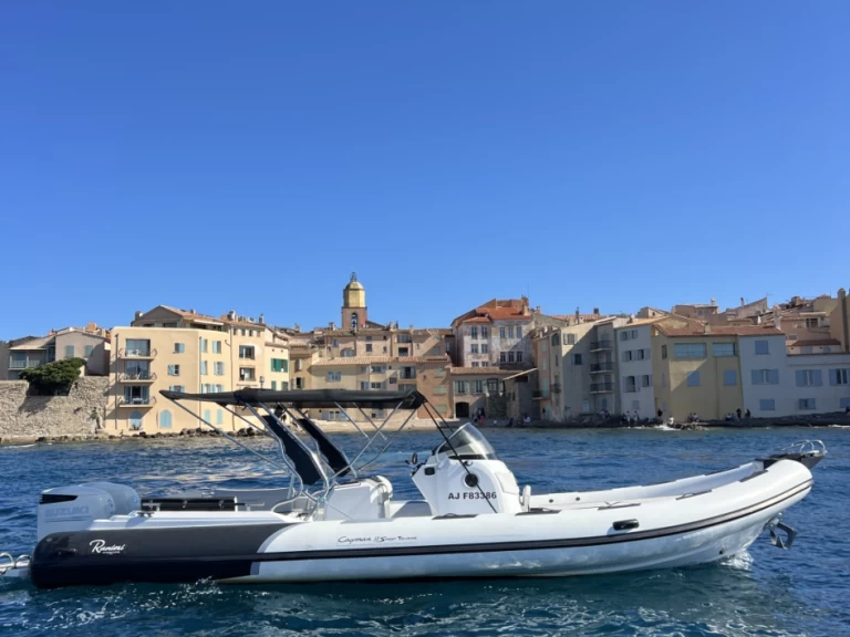 Alquiler Neumática en Port Cogolin - Ranieri Cayman 31 Sport Touring