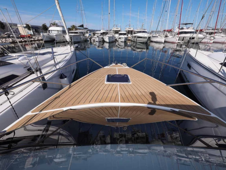 Nuva yachts  Nuva M9 Cabin de alquiler a Biograd na Moru