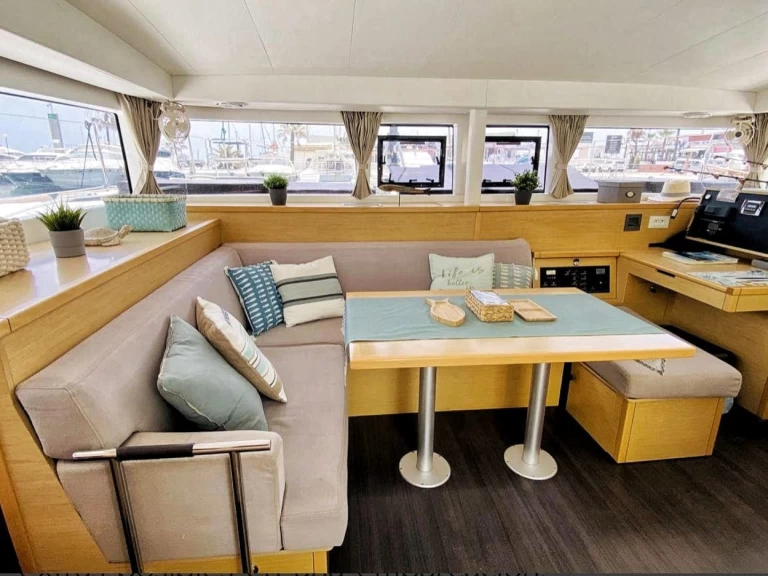 Alquiler Catamarán en Santa Eulària des Riu - Lagoon Lagoon 400 S2