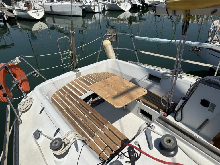 Alquiler de embarcaciones Kirie Feeling 920 enLa Grande-Motte en Samboat