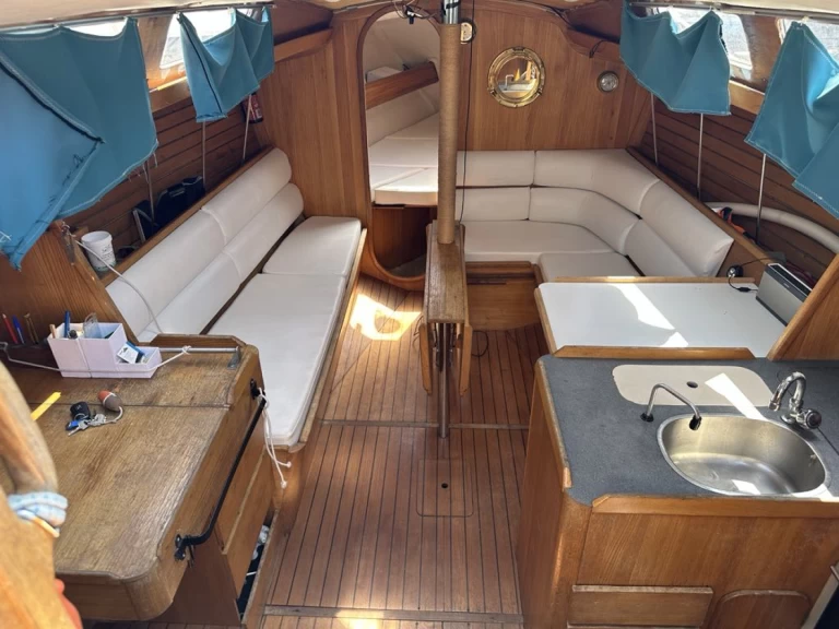 Alquiler Velero Kirie con o sin  título de navegación