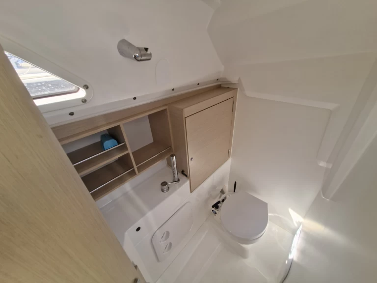 Alquiler de Bénéteau Oceanis 30.1 en Barcelona