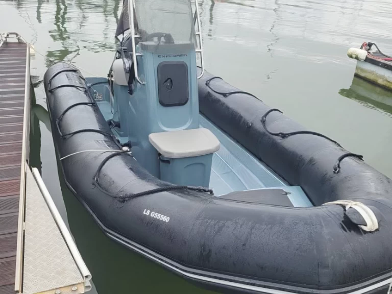 Alquiler de Bombard Explorer 550 en Les Sables-d'Olonne