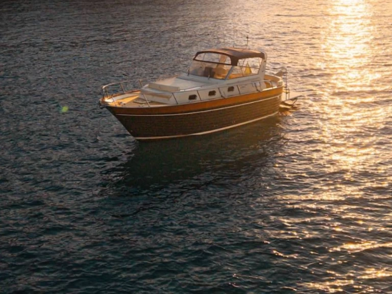 Alquiler de Lancha, con o sin patrón Apreamare Monopoli