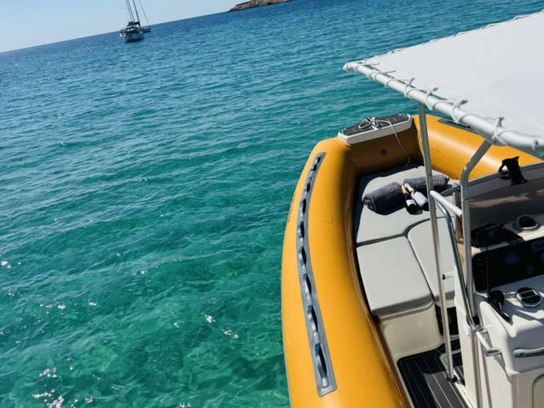 Alquiler de embarcaciones SEVEN FIFTY  400 enSant Antoni de Portmany en Samboat