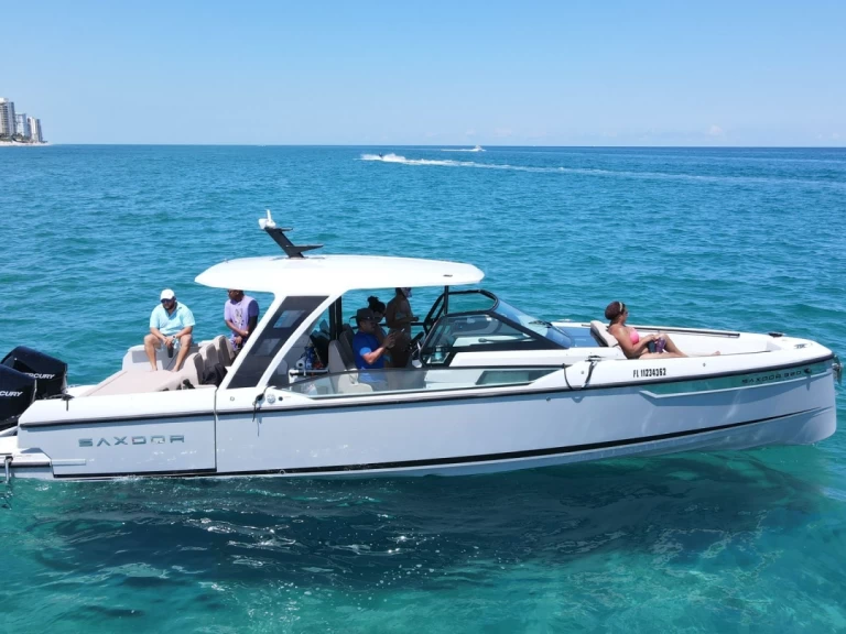 Alquiler de barcos West Palm Beach barato de Saxdor 320 GTO