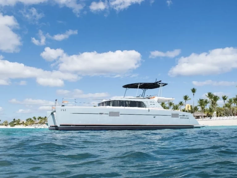 Alquiler de Catamarán, con o sin patrón Custom Made Bayahíbe (Zona Urbana)