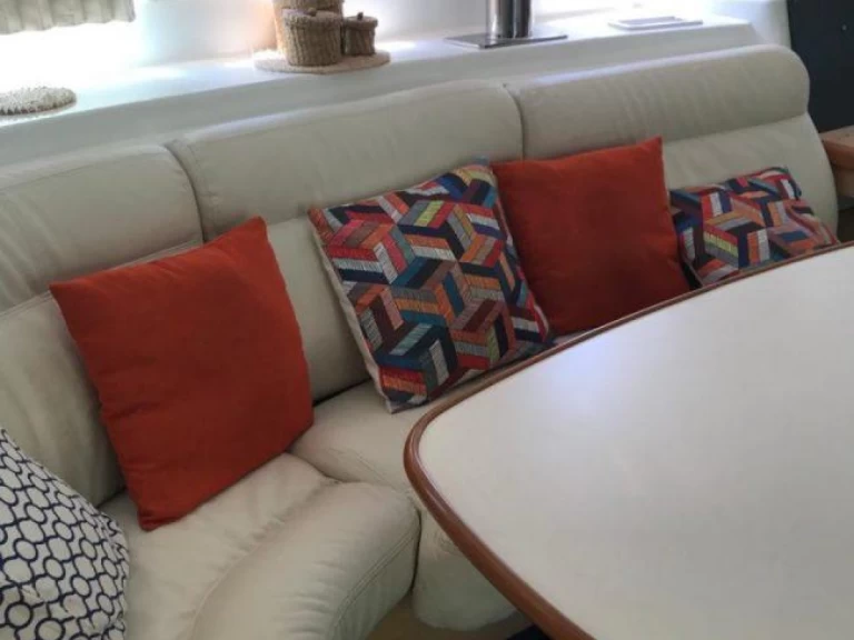 Alquiler Catamarán Custom Made con o sin  título de navegación