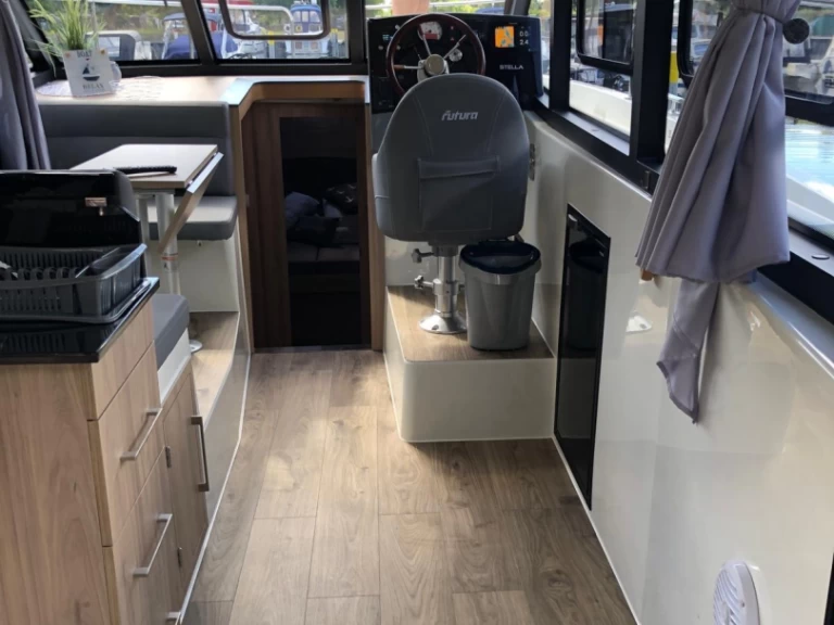 Futura 36 de alquiler a Rheinsberg