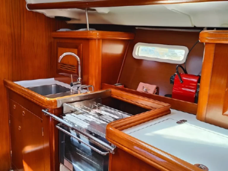 Bénéteau Oceanis 393 Clipper de alquiler a Kallithea