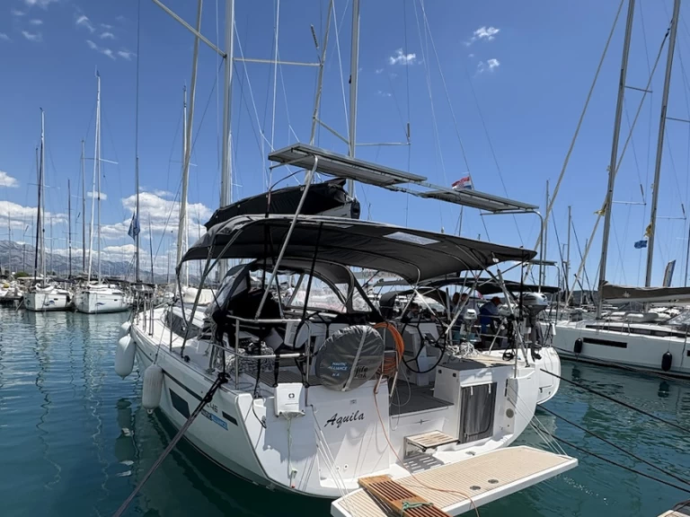 Alquiler Kaštela - Bavaria Bavaria C46 en SamBoat