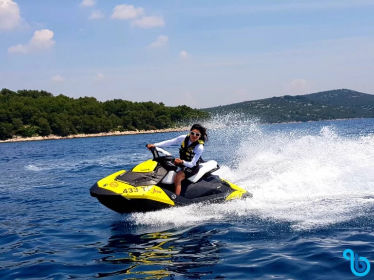 Moto de agua para alquilar Rovinj al mejor precio