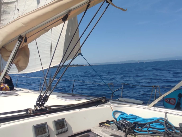 Alquiler Port de Hyères (St Pierre) - Dufour Dufour 485 Grand Large en SamBoat