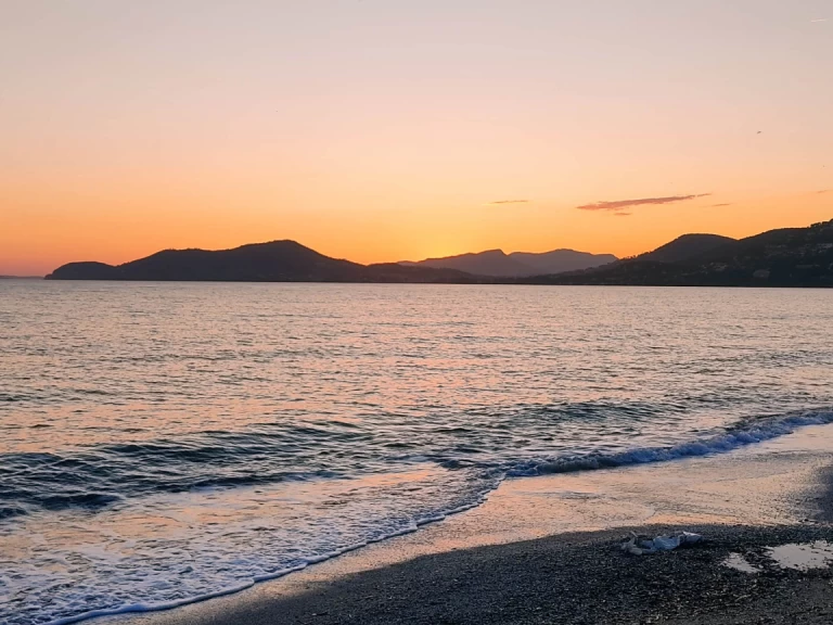 Alquiler de Dufour Dufour 485 Grand Large en Port de Hyères (St Pierre)