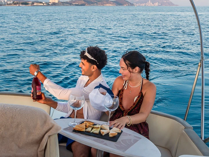 Lancha para alquilar Puerto Villajoyosa al mejor precio