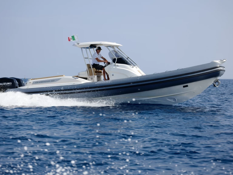 Alquiler de barcos Porto Cervo barato de Clubman 30