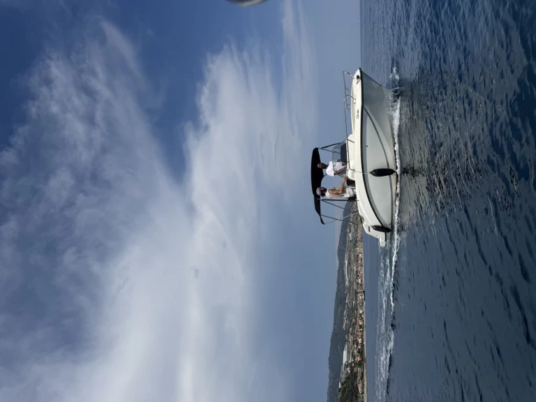 Alquiler Lancha Idea Marine con o sin  título de navegación