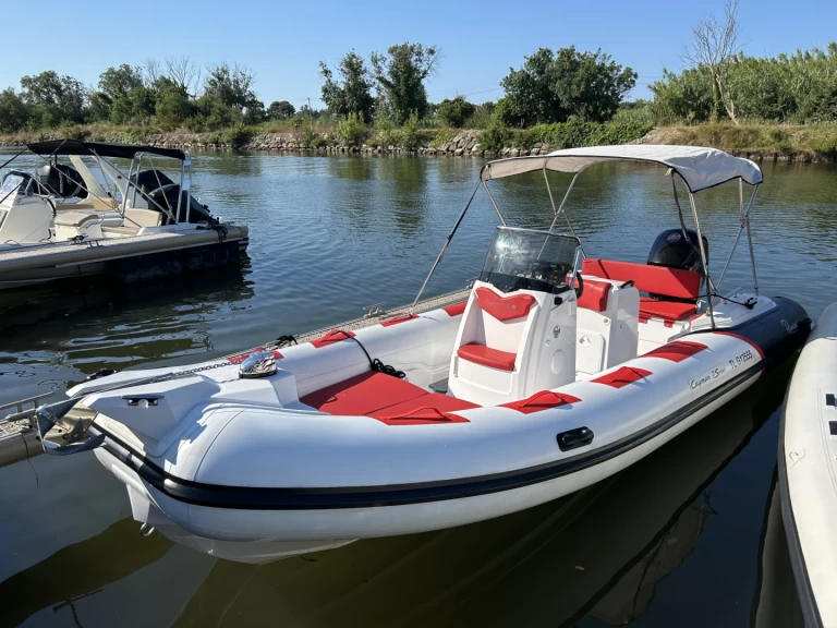 Alquiler Neumática Ranieri con o sin  título de navegación