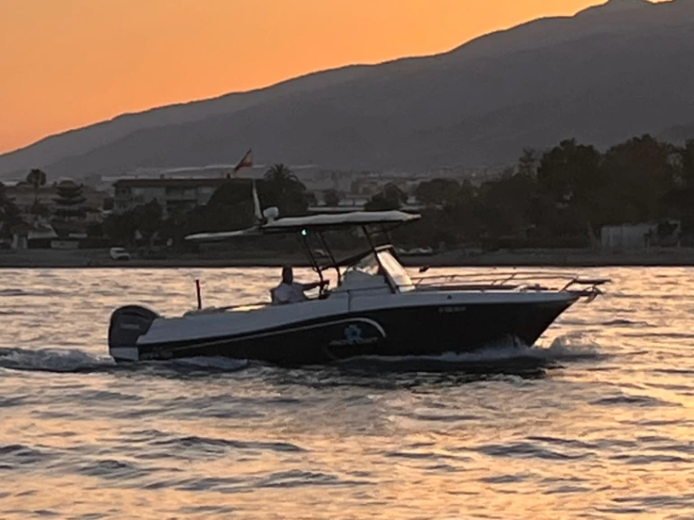 Alquiler de embarcaciones Pacific Craft Pacific Craft 750 Open enAguadulce en Samboat