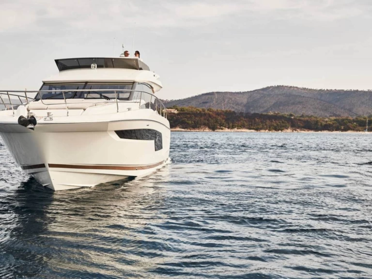 Alquiler de Jeanneau Prestige 520 Fly en Porto-Vecchio