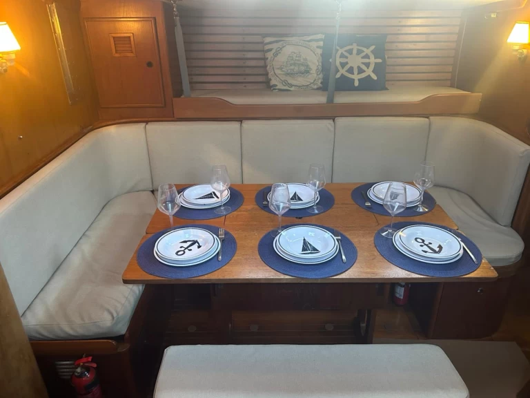 Velero para alquilar La Spezia al mejor precio