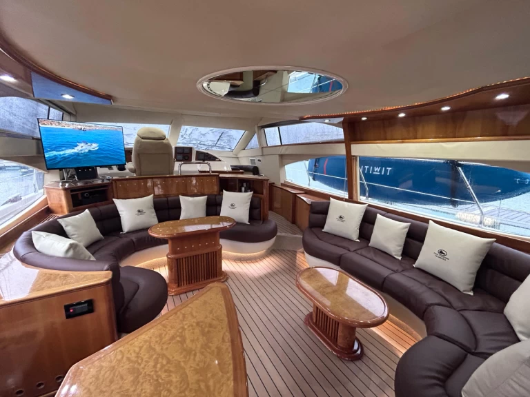 Alquiler de embarcaciones Azimut Azimut 58 Fly enVilamoura en Samboat