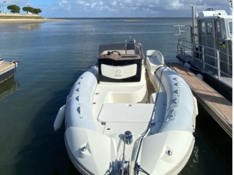 Alquiler de Nautica Led 750GS-XL en Cap Ferret