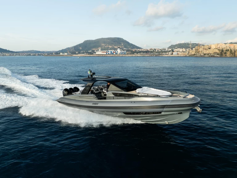 Alquiler de barcos Porto Badino barato de Salpa Soleil 52