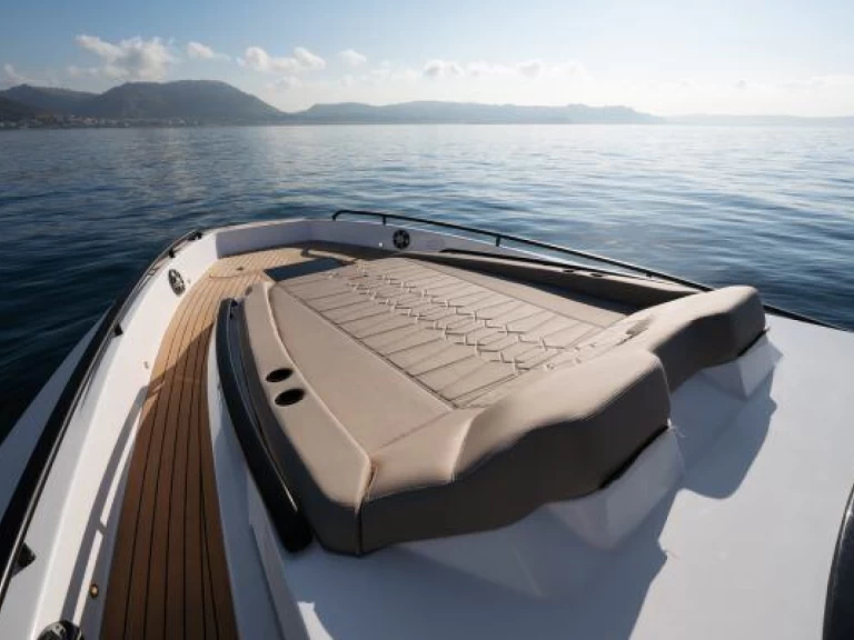 Alquiler de Lancha, con o sin patrón Salpa Porto Badino