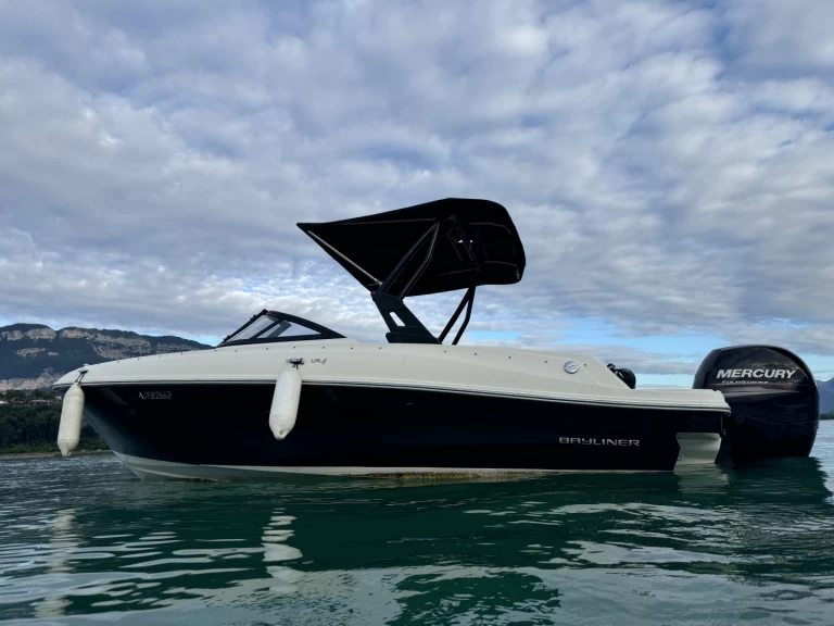 Alquiler de Bayliner VR4 en Grand Port d'Aix-les-Bains