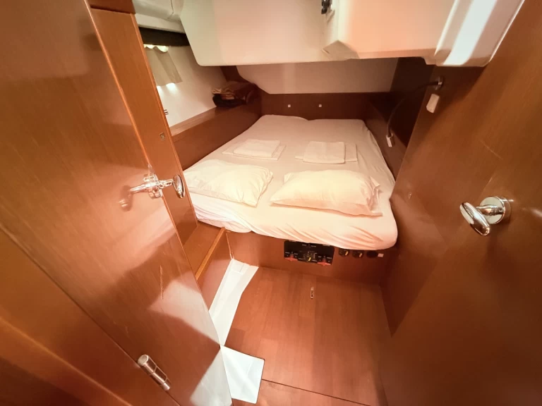Bénéteau Oceanis 45 de alquiler a Sukošan