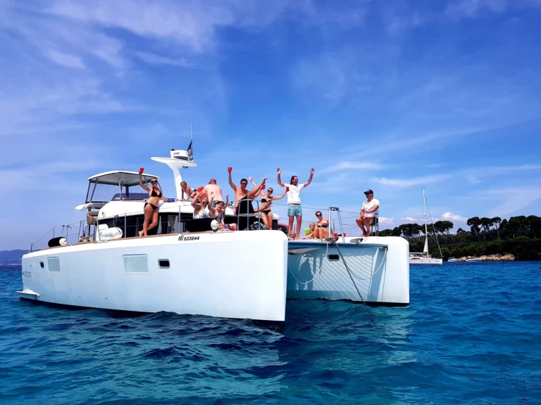 Alquiler de Lagoon Lagoon 40 en Cannes