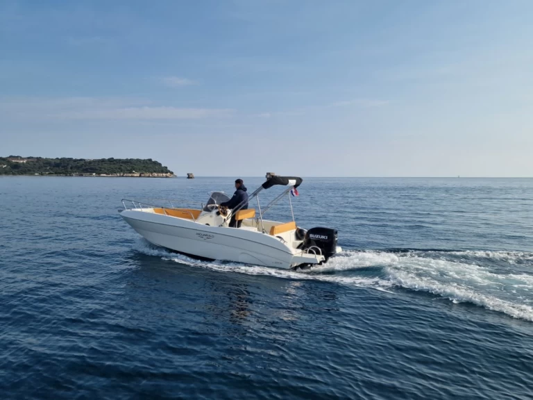 Alquiler de Prua al vento JAGUAR 6.0G en Pula