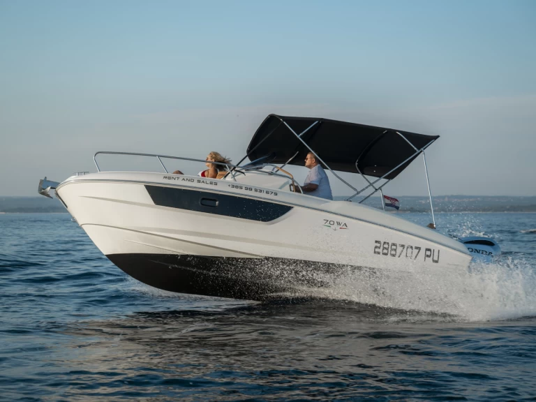 Alquiler de Prua al vento 7.0WA en Marina Polesana