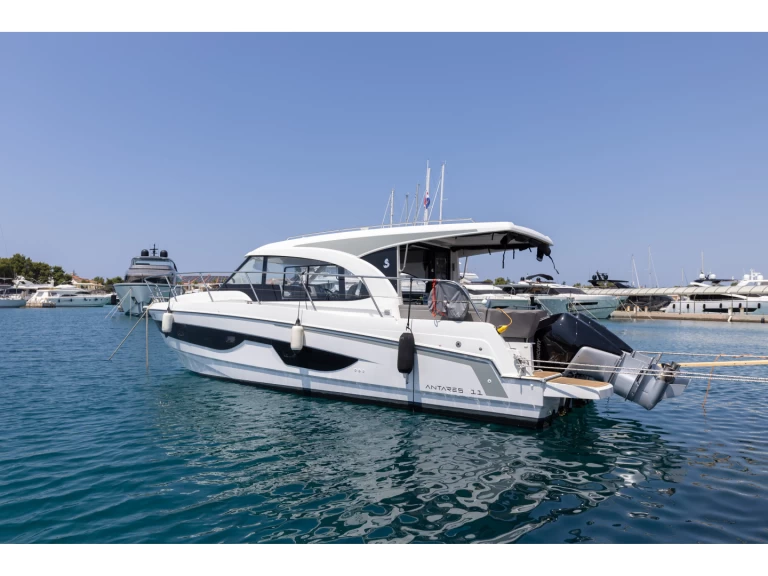 Alquiler Lancha en Rogoznica - Bénéteau Antares 11 OB