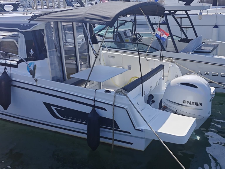 Alquiler de Jeanneau Merry Fisher 795 Series2 en Punat