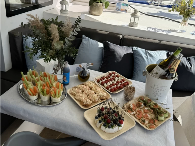 Alquiler de Catamarán, con o sin patrón Bavaria Dénia