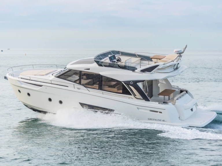 Alquiler de Yate de lujo, con o sin patrón Greenline Setúbal