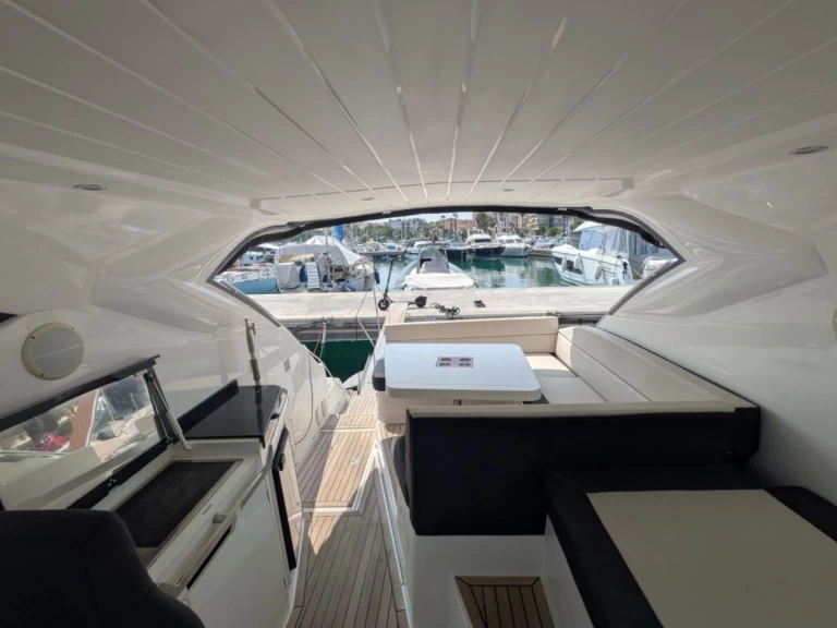 Alquiler de embarcaciones Galeon Galeon 405 HTL enAntibes en Samboat