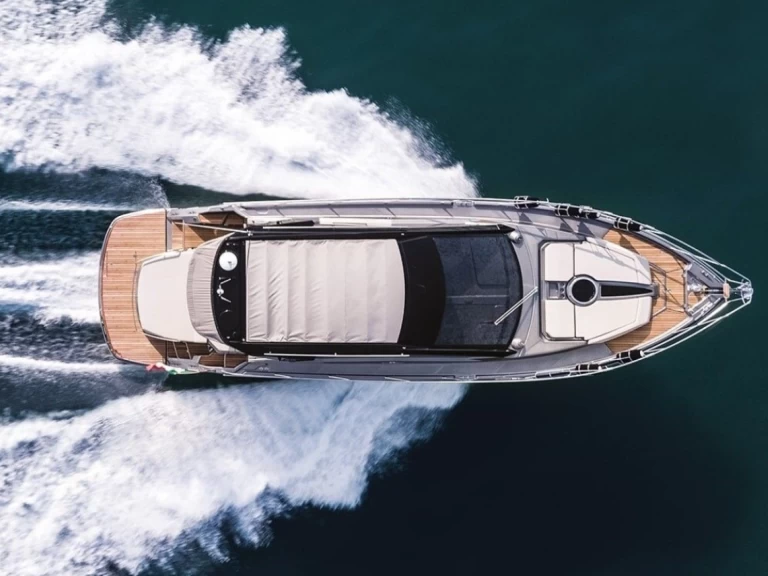 Cranchi Cranchi M44 HT de alquiler a Beaulieu-sur-Mer