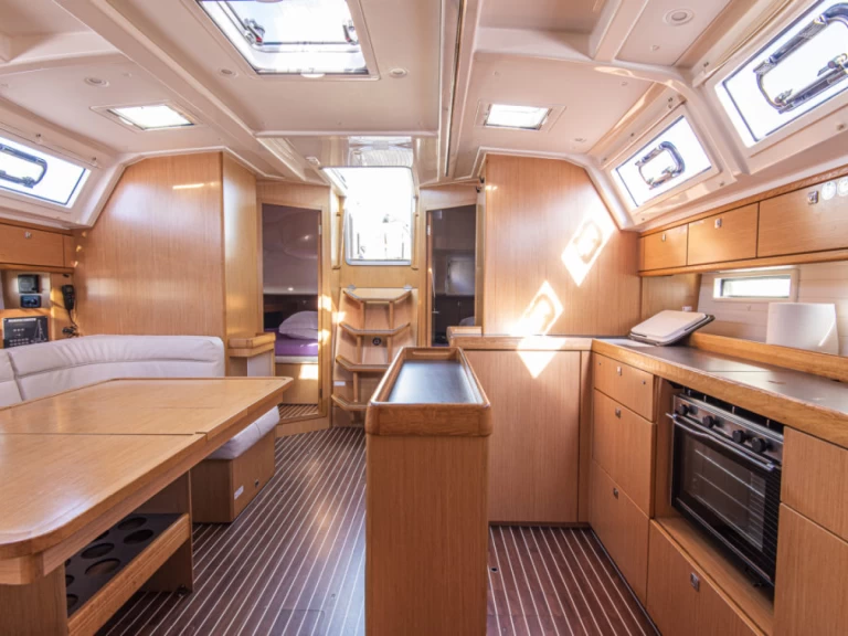 Alquiler San Vincenzo - Bavaria Cruiser 46 en SamBoat